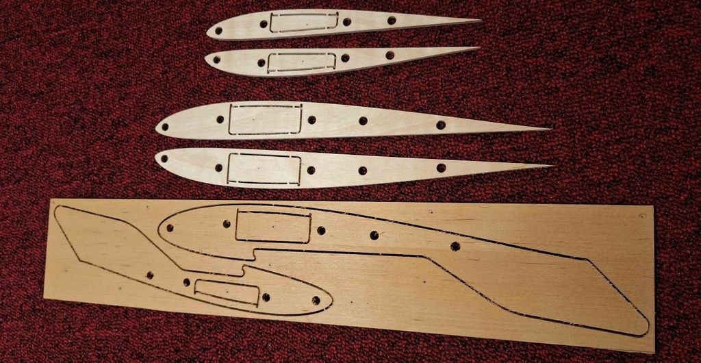 in der Mitte verbauten Teile