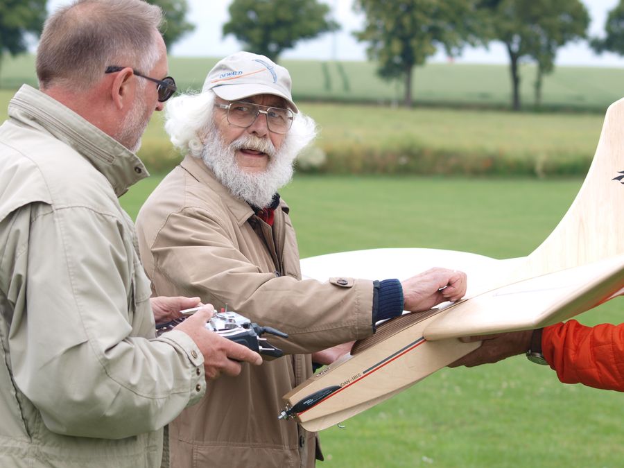 Jupp Wimmer Flugvorbereitungen